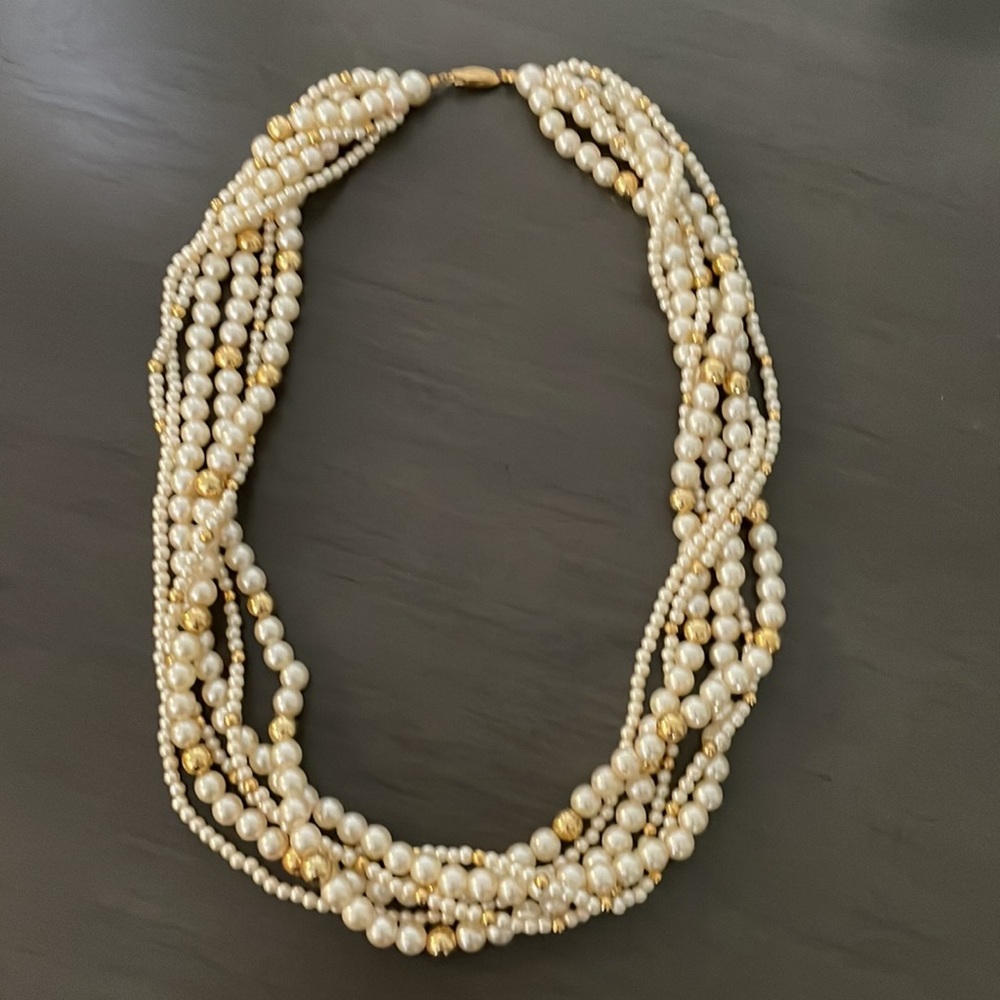 Twisted 6 Strand Faux Pearl necklace
